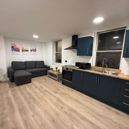 Modern 1 Bedroom - 5 Min Walk From Princess Street Eb1 Эдинбург Экстерьер фото