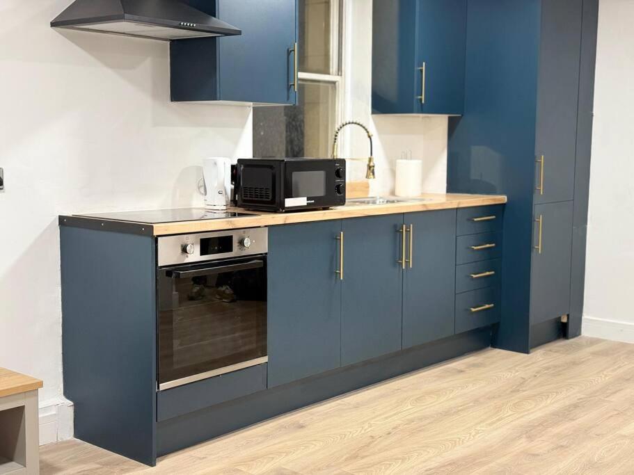 Modern 1 Bedroom - 5 Min Walk From Princess Street Eb1 Эдинбург Экстерьер фото